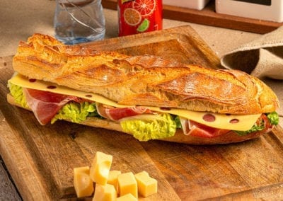 Le jambon cru emmental salade