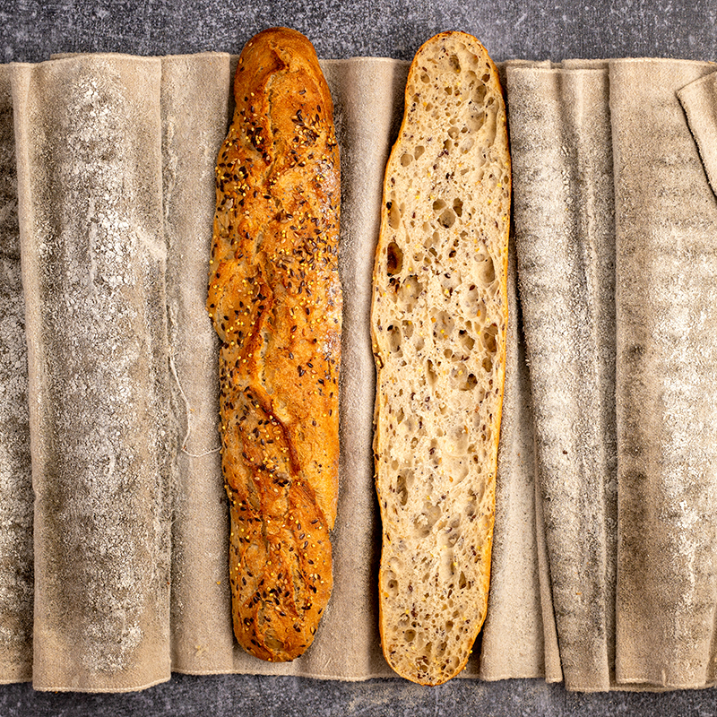 Verzé. La main experte des baguettes